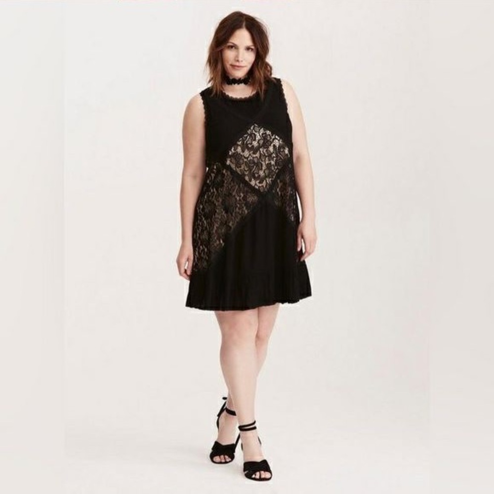 Torrid 00 (10/12) Little Black Dress - lace with nude underlay
